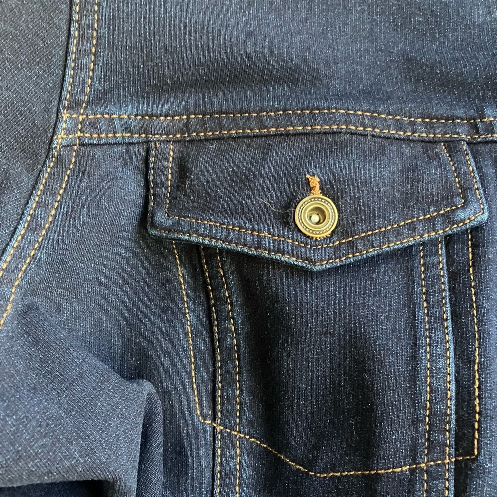 Denim & Company Jean Jacket - Picture 3 of 13